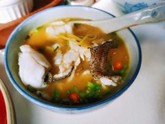 雕梅番茄酸汤龙趸鱼-泓0871臻选云南菜·味庄