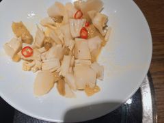 -新丁香海鲜主题餐厅(现代花园店)