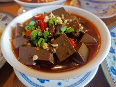 -炉小二铜锅牛蛙•川湘菜(三里屯店)