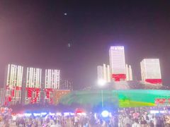 -东港音乐喷泉广场