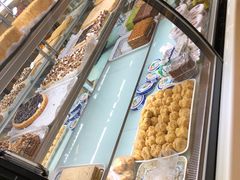 -玛尔哈巴·塔塔尔糕点(华侨小区店)