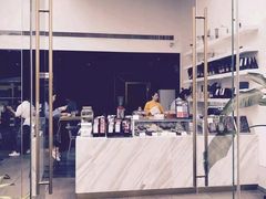 -UNI UNI(环亚凯瑟琳店)