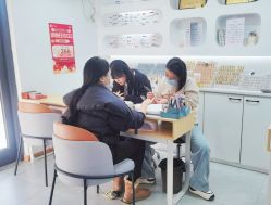 -芊冉•美甲美睫纹绣