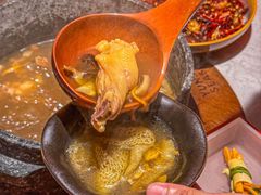 -芸山季·云南山珍菌火锅(人民广场来福士店)