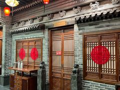 -唐山宴百姓府邸院落中餐