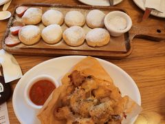 -城市大道红炉披萨烘焙坊