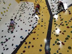 -问山MountQuest攀岩馆