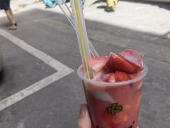 -十二中草莓冰·红豆沙冰屋(十二中店)