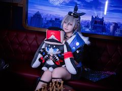 -米游妙妙屋cosplay换装自拍摄影体验馆