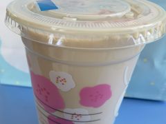 贴贴贴咖啡-瑞幸咖啡(华创生活广场店)
