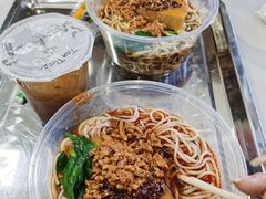 -洪记凉米线(新兴路店)