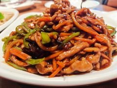 -六泰居·尔滨地标·东北菜(松北店)