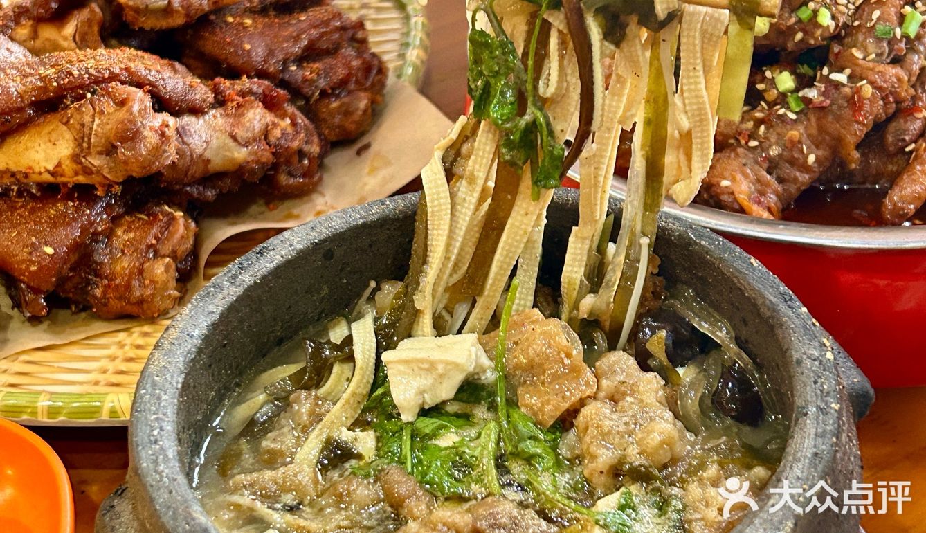 开封。。吃个饭付款的时候直接去世了………