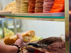 -Bánh Mì Huynh Hoa