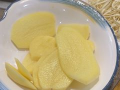 -乳仔牛牦牛汤锅 烤羊排(松潘古城店)