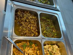 -食里香自助快餐(香槟小镇店)