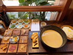 -银米·云南传统过桥米线(双廊黑金冠店)