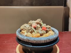 石锅手打牛肉丸-潮堂(环球金融中心店)