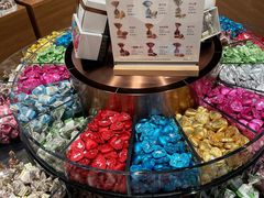 -Laderach 莱德拉(上海环贸iapm店)