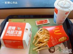 珍萃麻辣鸡腿汉堡套餐-麦当劳(朝阳路得来速店)