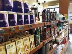 零售区-星巴克臻选(成都宽窄巷子店)