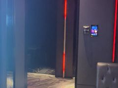 -星聚会KTV(外滩南京路旗舰店)