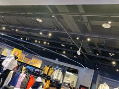 -NIKE品牌体验店(金源新燕莎店)