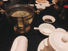 -半岛翡丽海鲜自助餐厅(观风亭店)