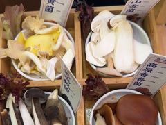 -阿婆情腊排骨火锅(金虹路店)