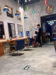 点击看大图 -T.1 hair salon烫染接发