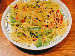 -云海肴·汽锅鸡·云南代表菜(天山百盛优客店)