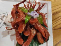 酱鸭舌-新白鹿餐厅(百联中环店)