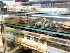 面包甜点陈列柜-白玉兰食品(甜云店)