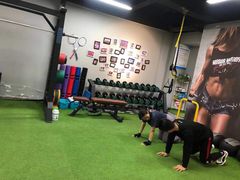 -征成健身连锁私教工作室(九公里店)