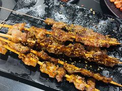 -许哥东北烧烤·铁丳烤串·宫后夹肉(繁花中心店)