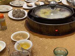 -濠轩阁特色生蚝火锅(水湾路店)