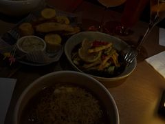 -FOUR PLAY BAR