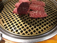 -唯成•韩国炭火烤肉 유성고기