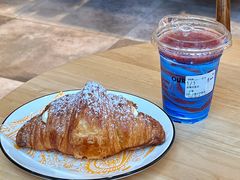 泡芙羊角-OUR Bakery(中海环宇荟店)