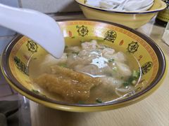 -张阿三馄饨店