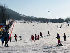 -庙香山滑雪场