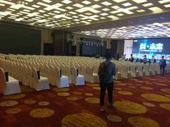 -上海龙之梦万丽酒店