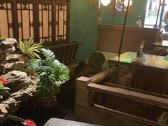 -佬麻雀·新湘菜(珠海金发购物中心店)