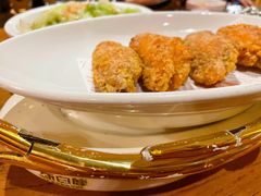蛋黄鸡翅-新白鹿餐厅(银泰西湖文化广场店)