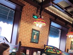 -马迭尔德式西餐精酿啤酒屋(中央大街店)
