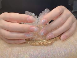 -苏彩·皮肤管理美甲美睫