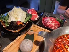 -湊湊火锅·茶憩(杭州湖滨银泰in77店)