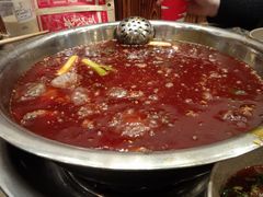 -肖肖酸萝卜鱼火锅(总店)