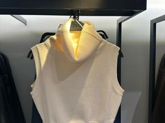 -URBAN REVIVO(七宝领展广场店)