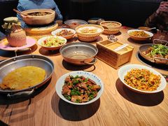 -吃饭皇帝大土家民族菜(正大广场店)